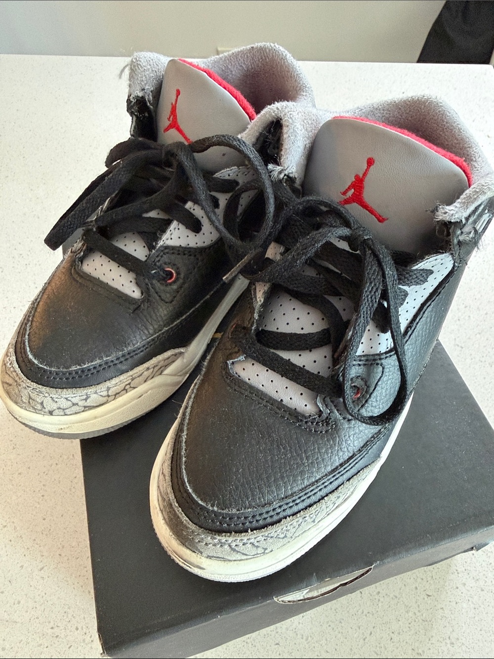 Jordan 3’s Kids Black/White/Red High-Top Sneakers